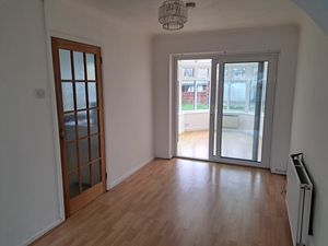 Photo 10- click for photo gallery